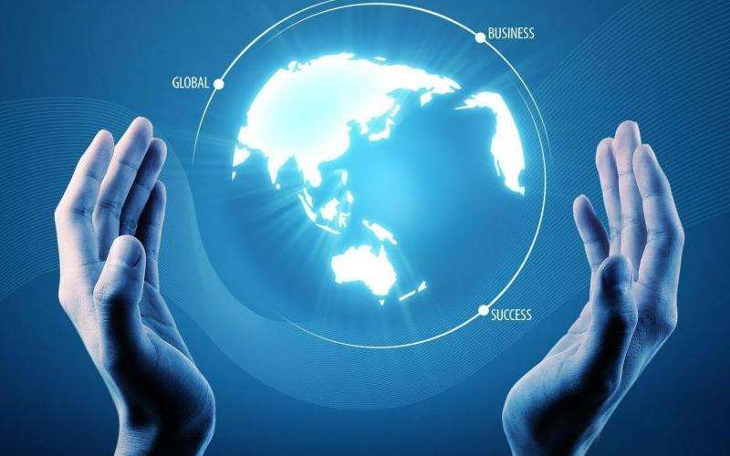 深入了解与Facebook相关的话题和信息